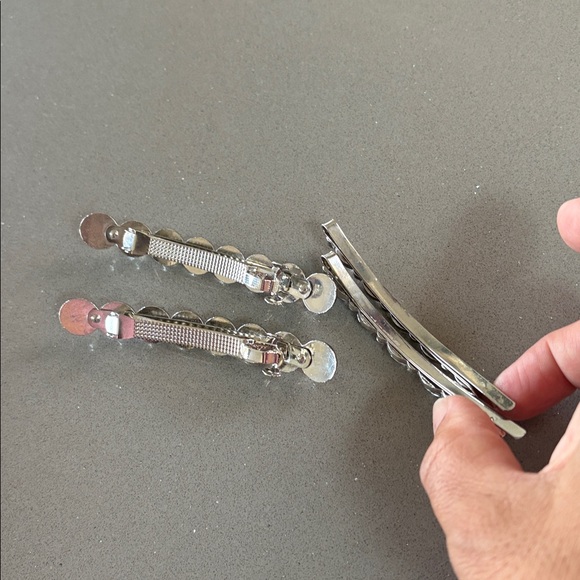 Silver colour Rhinestone Hair Clips - Picture 11 of 11
